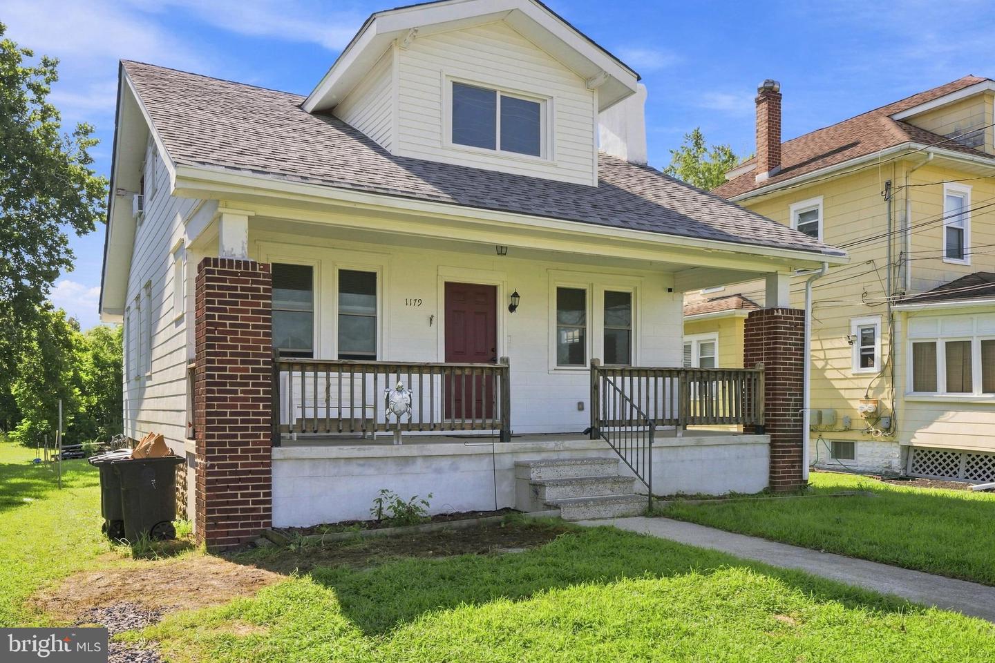 1179 Broadway Property Photo 2