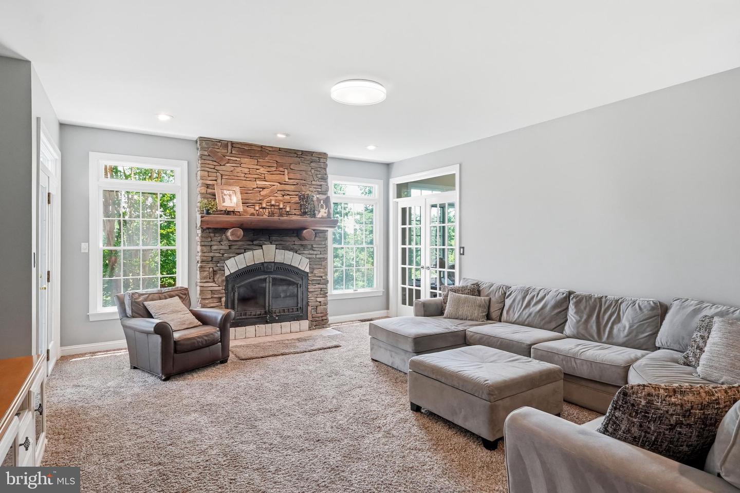 24 Winding Way Property Photo 12