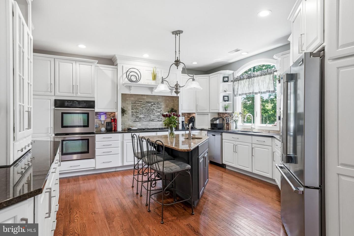24 Winding Way Property Photo 13