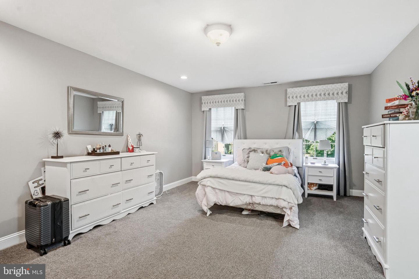 24 Winding Way Property Photo 35