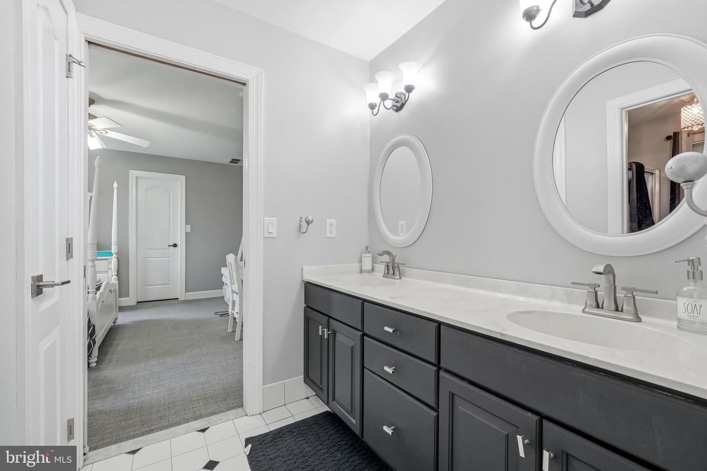 24 Winding Way Property Photo 41