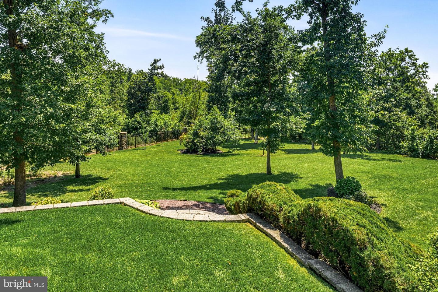 24 Winding Way Property Photo 61