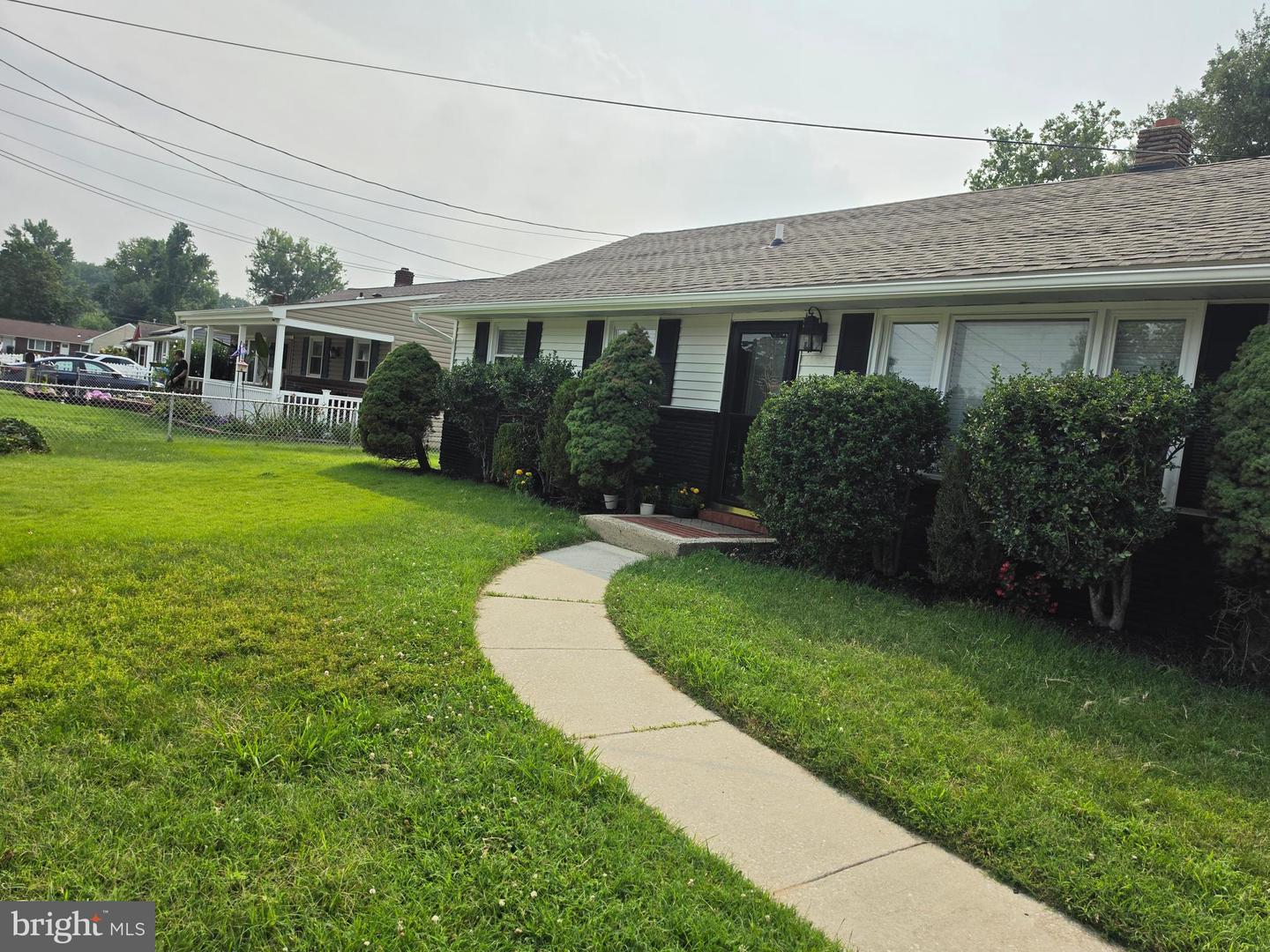 1171 Lewis Ter Property Photo 5