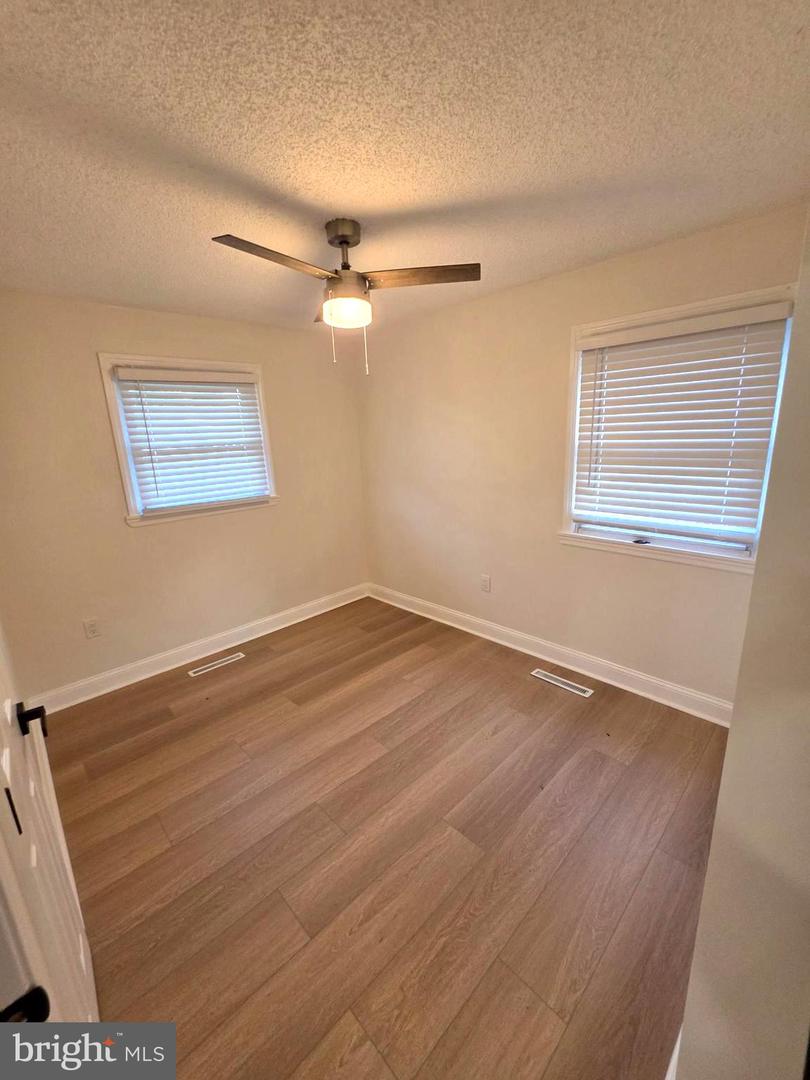 1171 Lewis Ter Property Photo 19