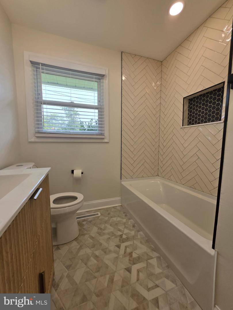 1171 Lewis Ter Property Photo 24