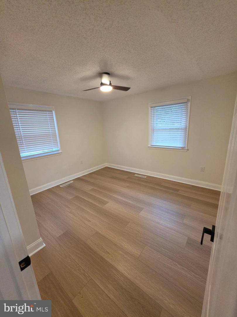 1171 Lewis Ter Property Photo 28