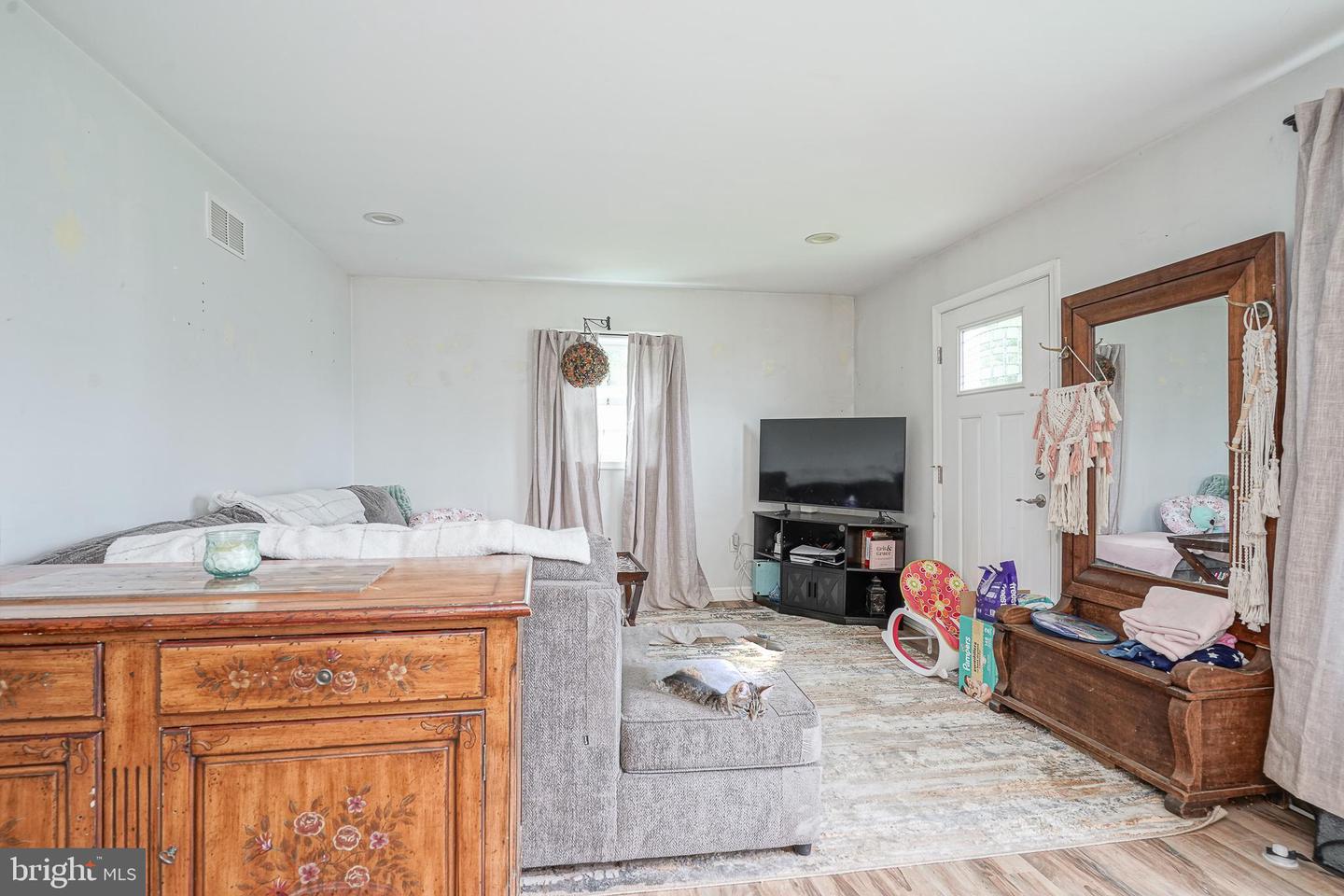 682 Woodbury Glassboro Rd Property Photo 6