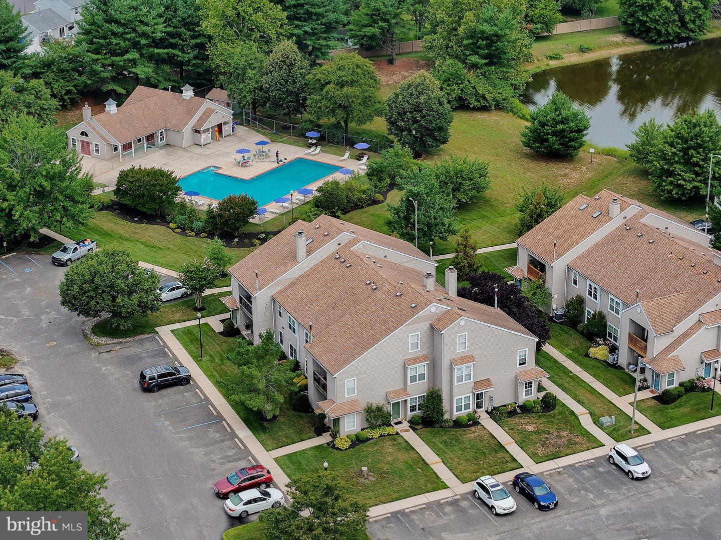 1503 HAWTHORNE CT