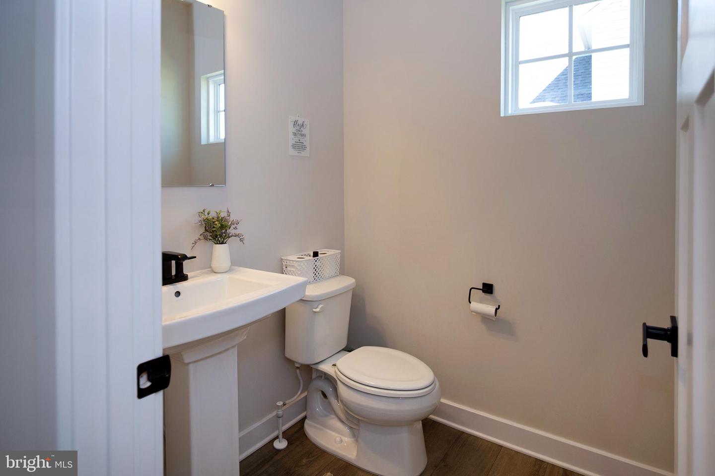 17 Sequoia Ct Property Photo 23