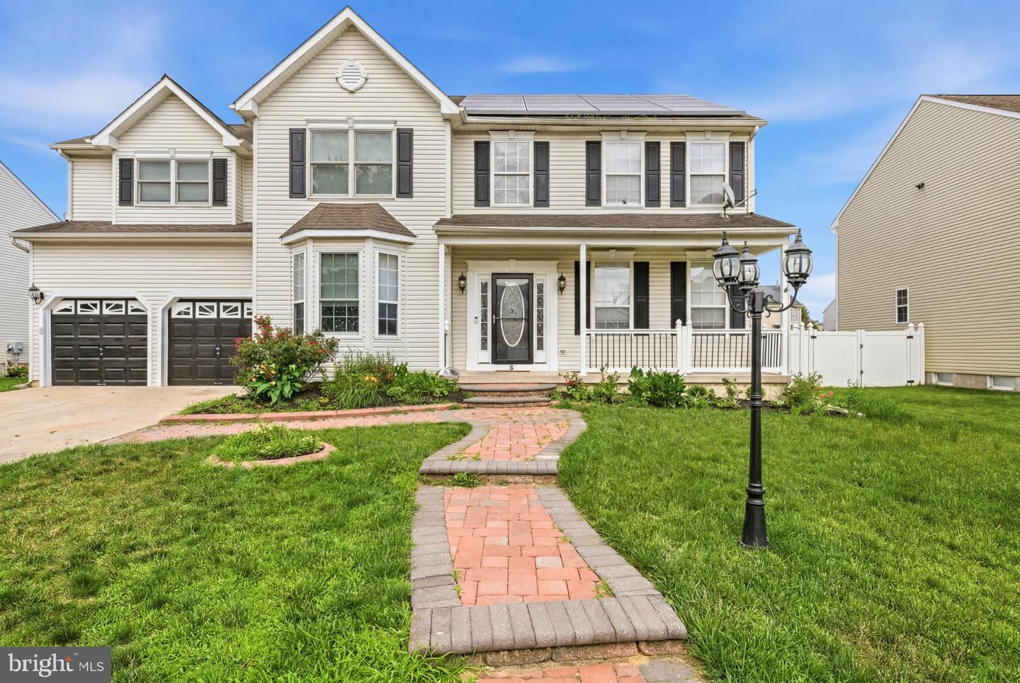1316 SASSAFRAS LN