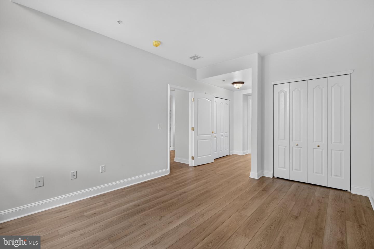 100 Aura Rd #208 Property Photo 12