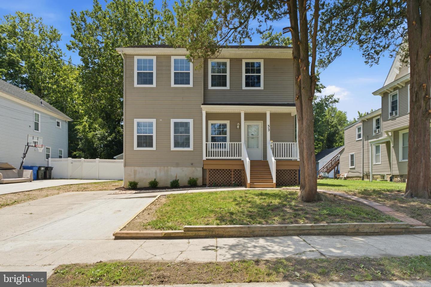 33 Hopkins St Property Photo 1