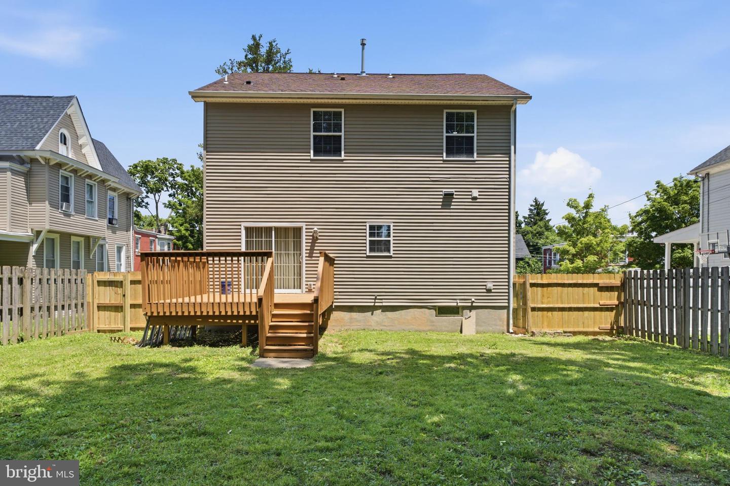 33 Hopkins St Property Photo 39