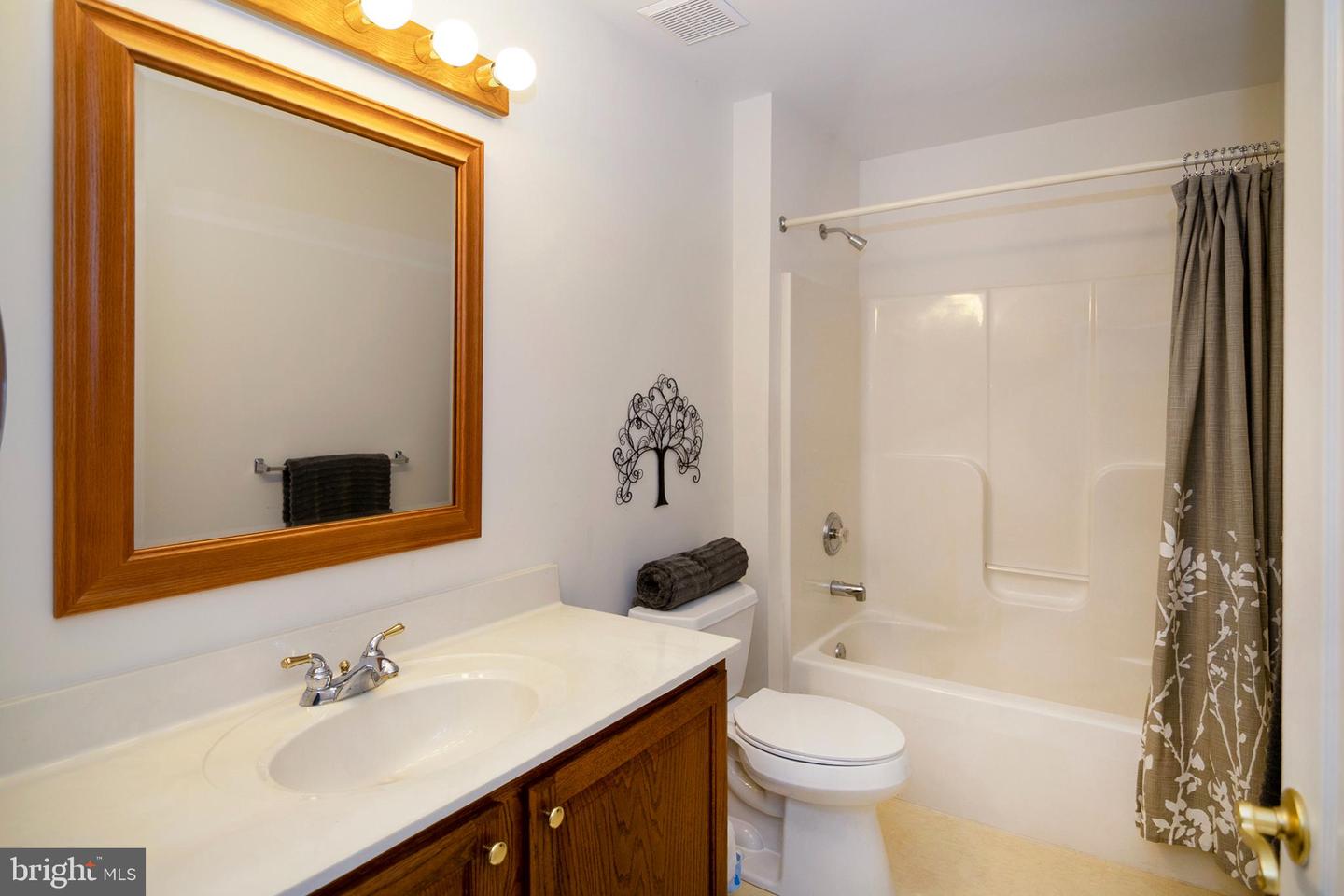 575 Riviera Dr Property Photo 20