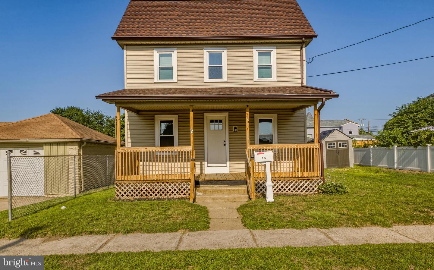 15 S MAPLE AVE
