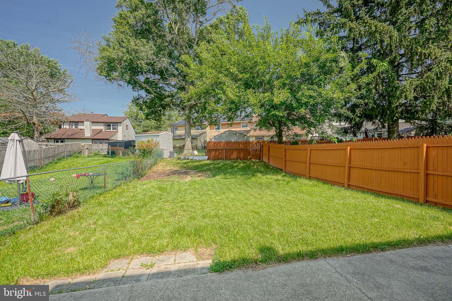 15 Fomalhaut Ct Property Photo 24