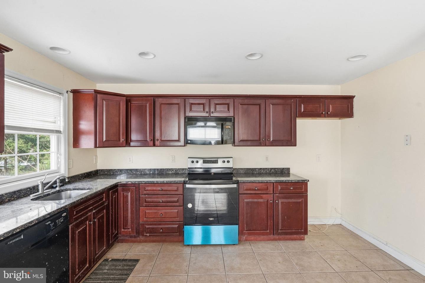 2090 Blue Bell Rd Property Photo 33