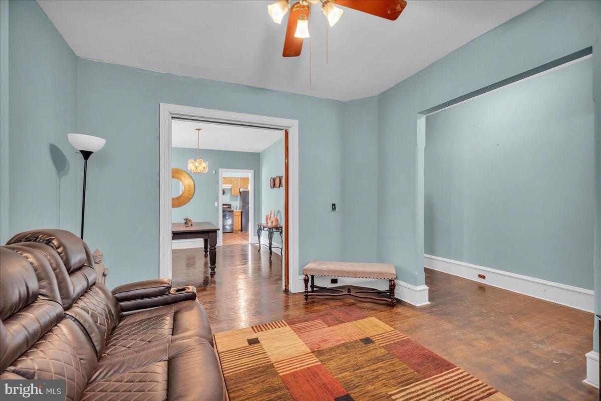 47 Curtis Ave Property Photo 5