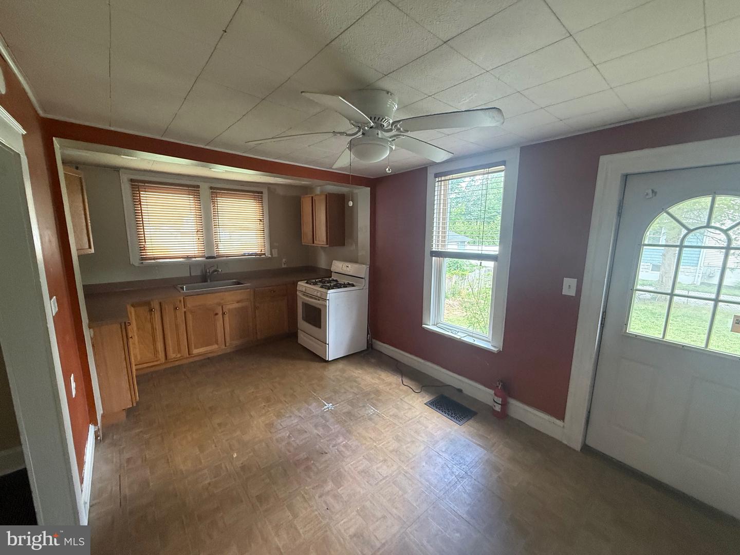 358 Berkley Rd Property Photo 6