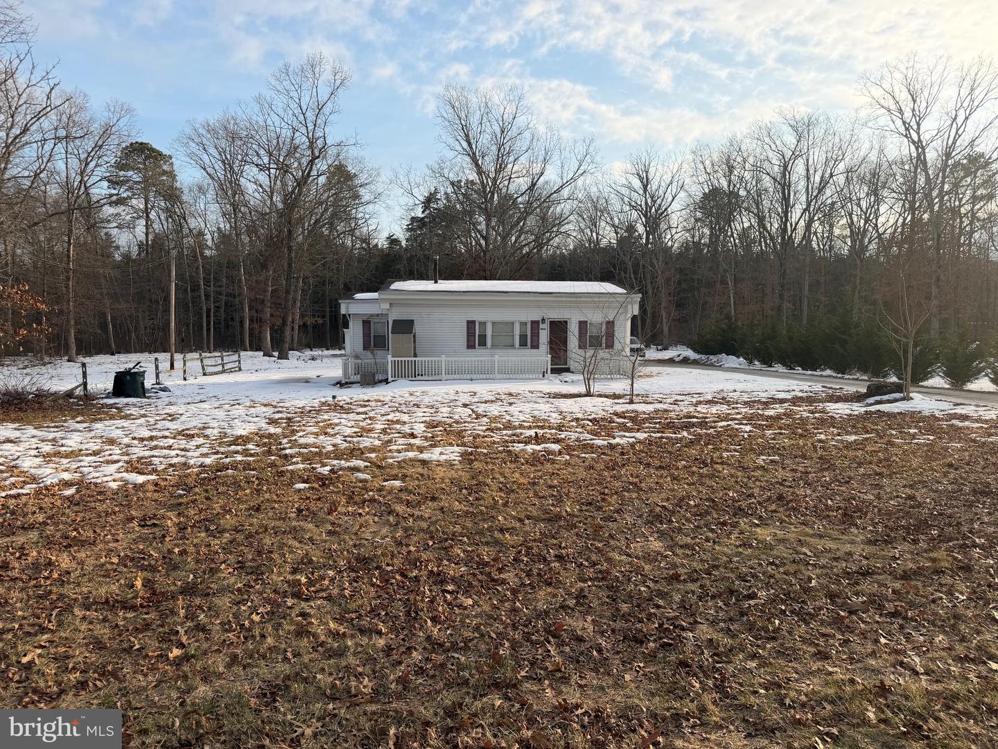 1452 COLES MILL RD Property Photo 1