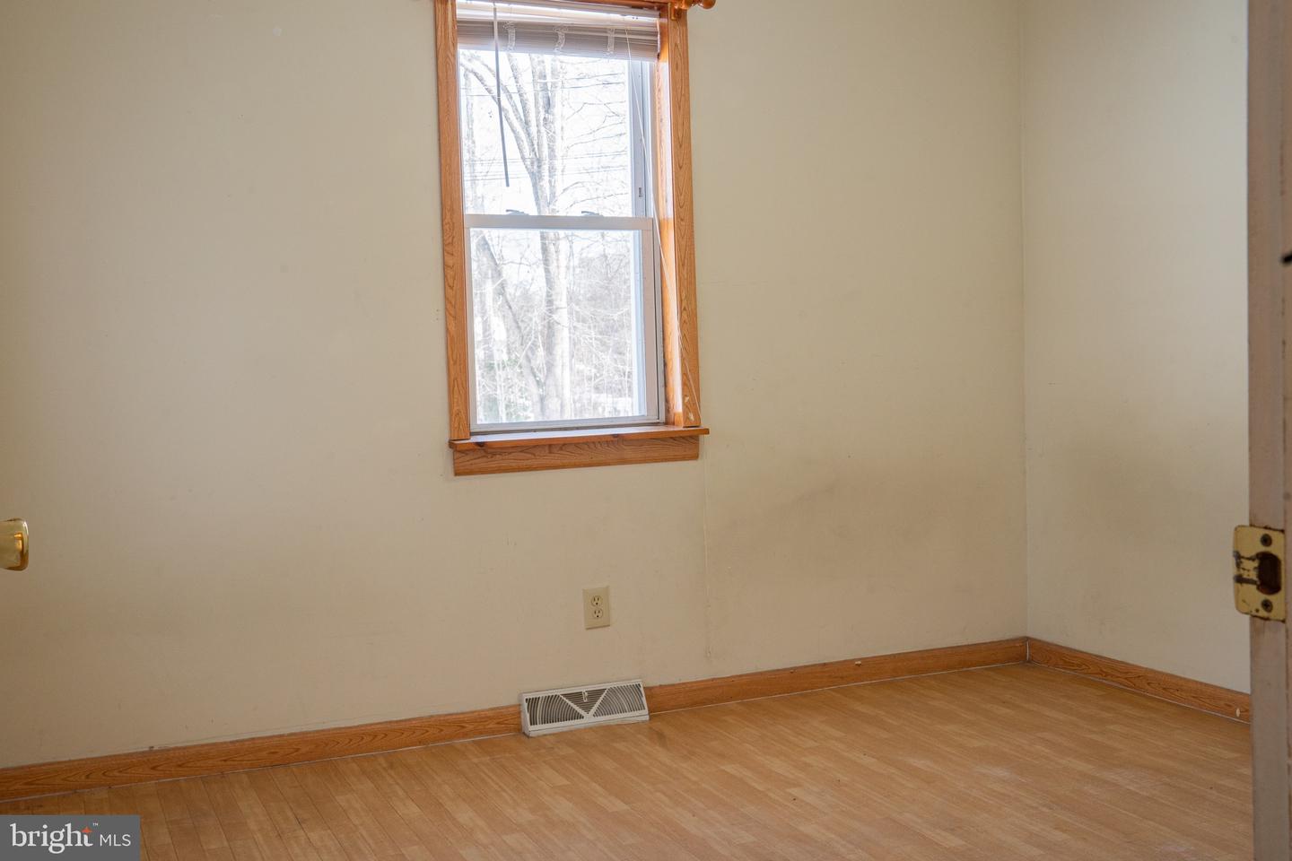 1452 Coles Mill Rd Property Photo 5