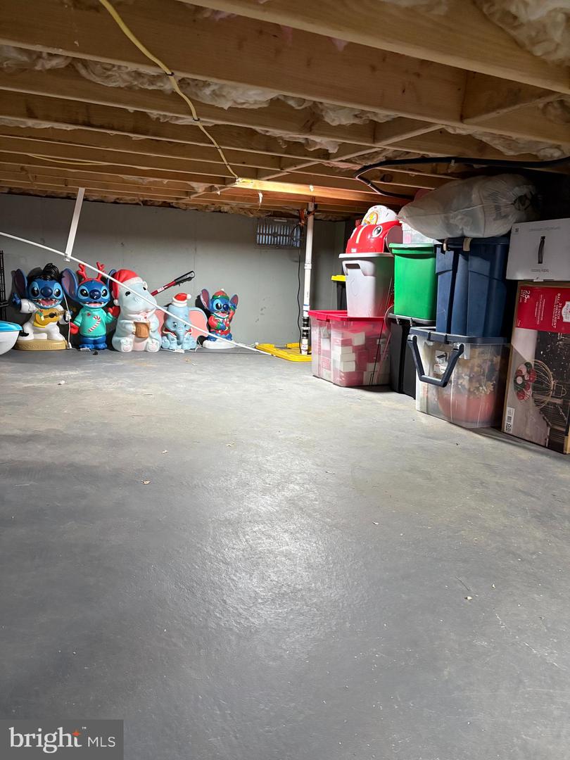 401 W Red Bank Ave Property Photo 25