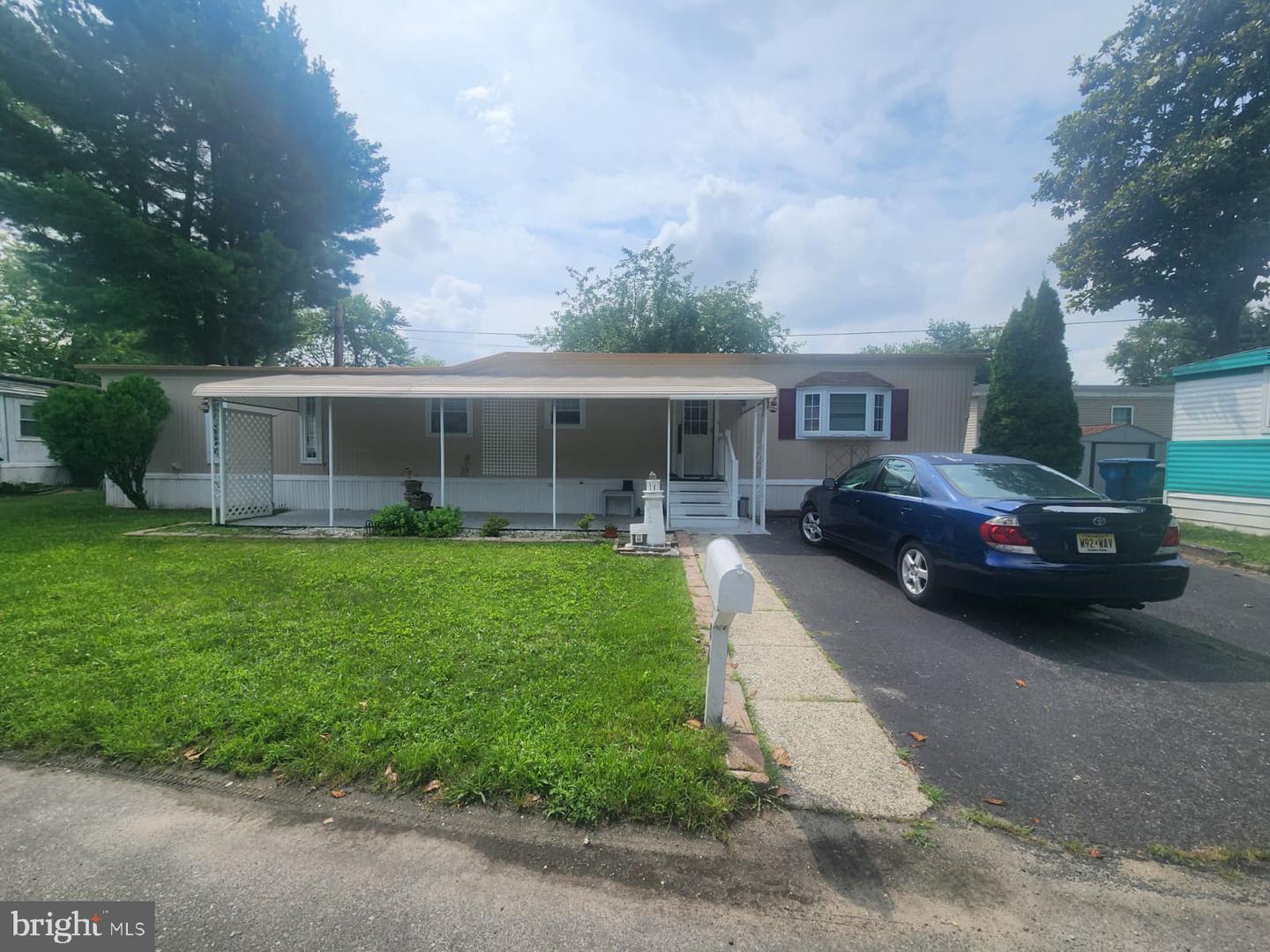 106 Nevada Ave Property Photo 1