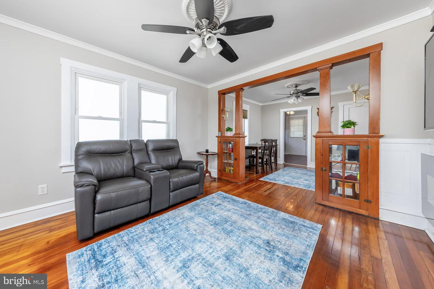38 Pine St Property Photo 6