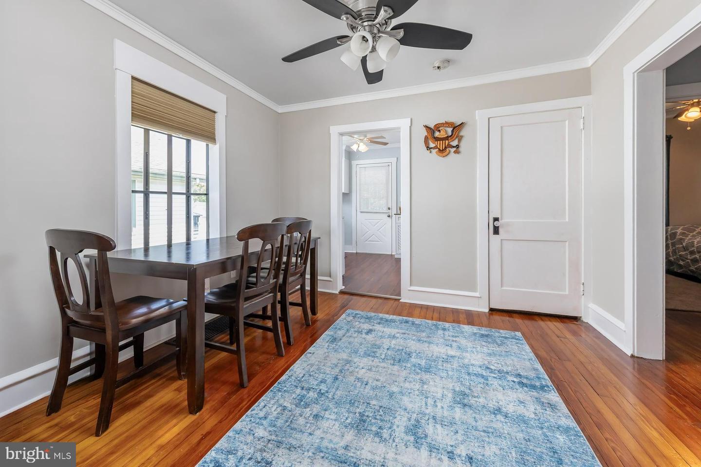 38 Pine St Property Photo 8