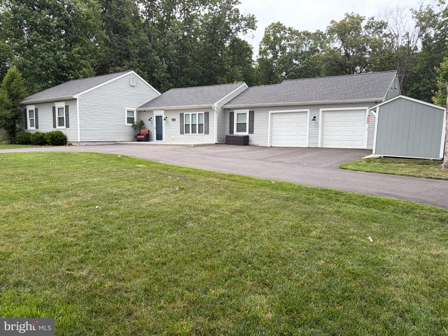 2420 Sunset Ave Property Photo 2