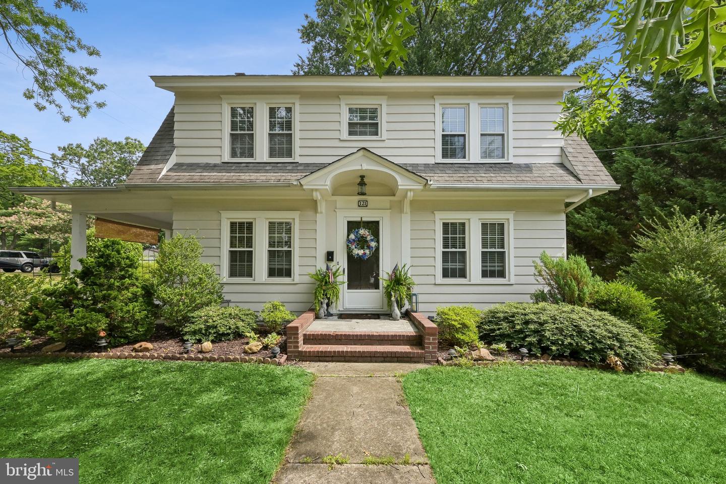 121 Villanova Rd Property Photo 1