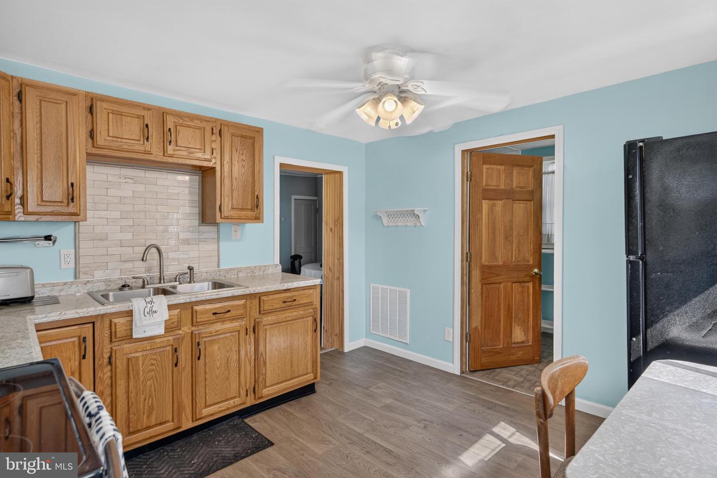 1679 Almonesson Rd Property Photo 13
