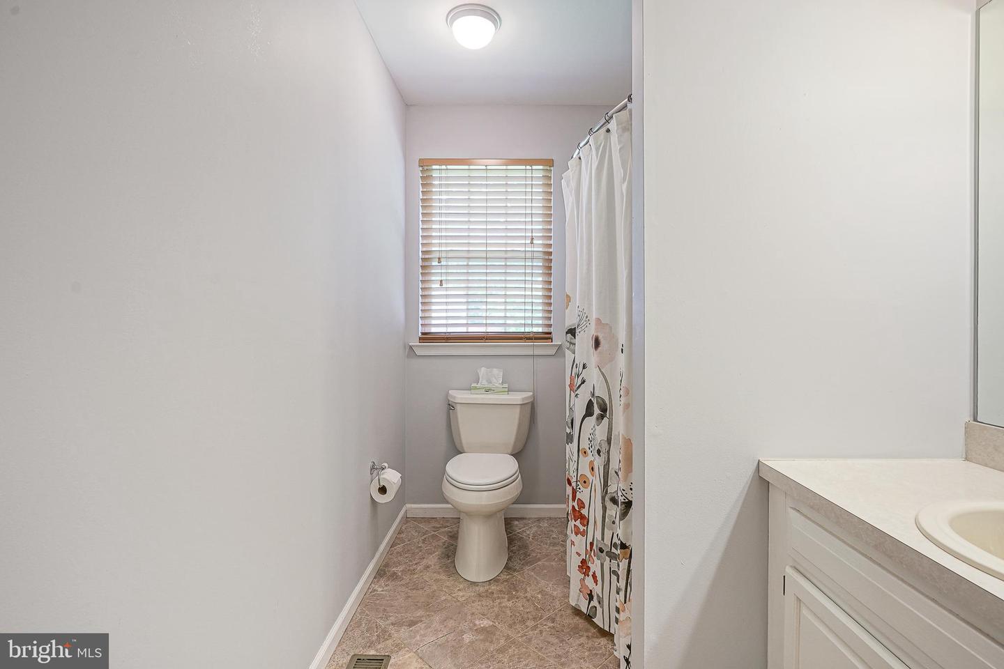 1564 Sunny Hill Ave Property Photo 16