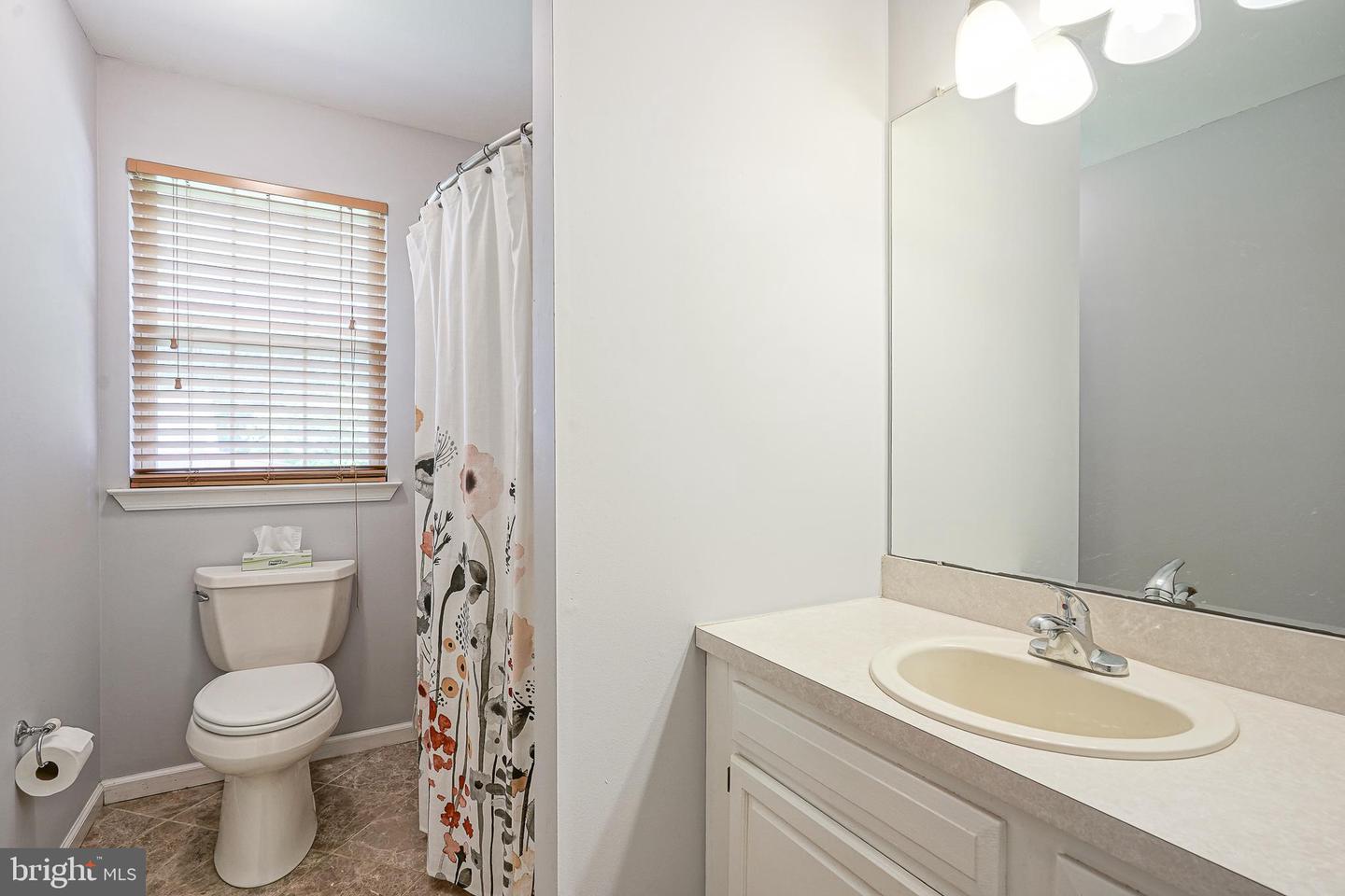 1564 Sunny Hill Ave Property Photo 17