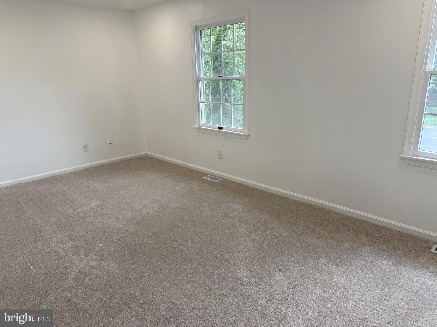 5 Genard Ct Property Photo 12