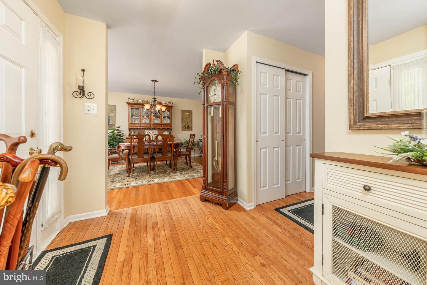 320 Chickory Trl Property Photo 4