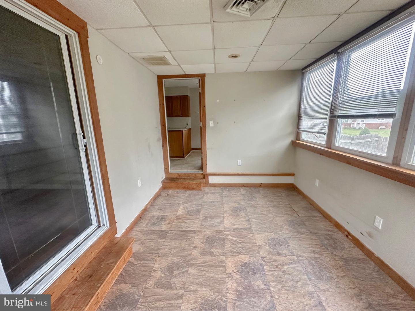 31 Trilby Ave Property Photo 2