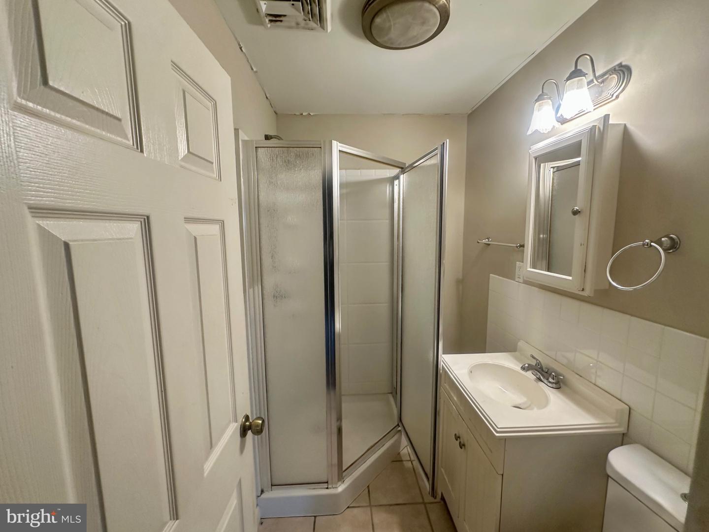 31 Trilby Ave Property Photo 5