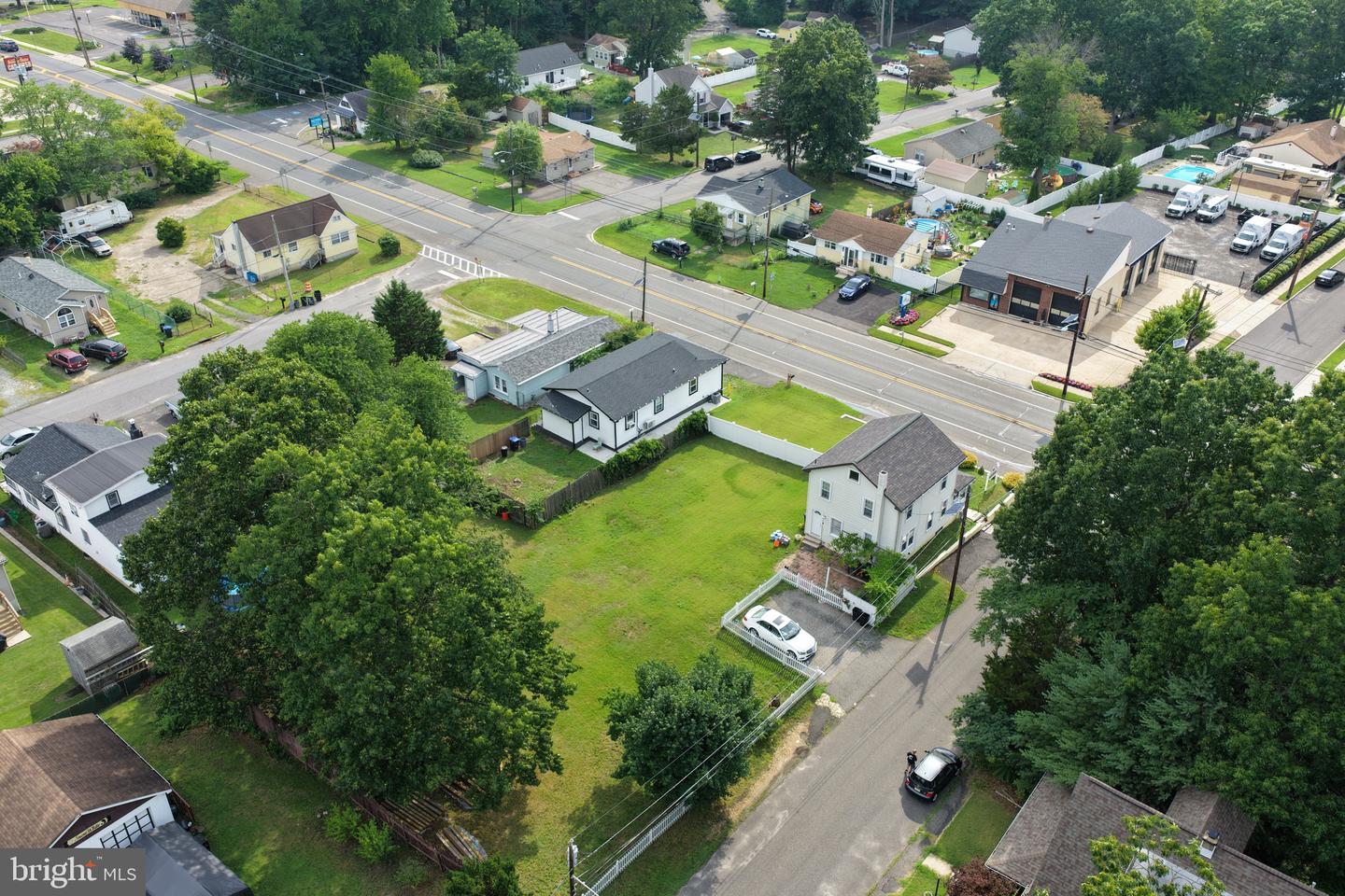 1509 Hurffville Rd Property Photo 1