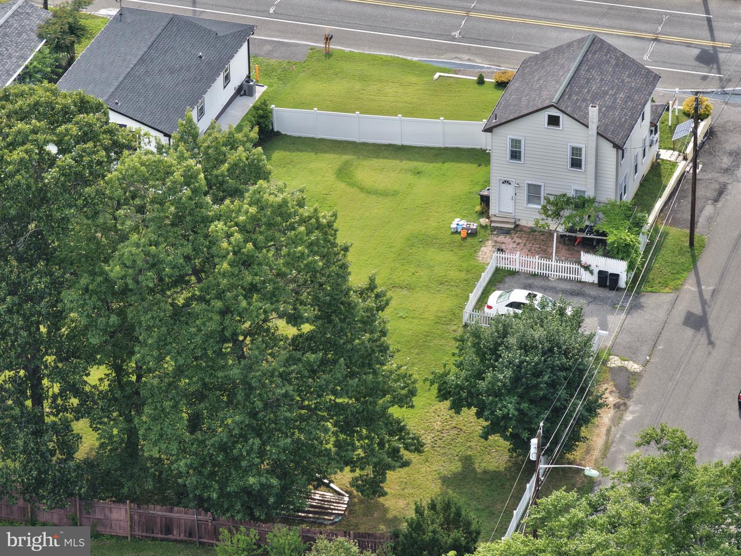 1509 Hurffville Rd Property Photo 5