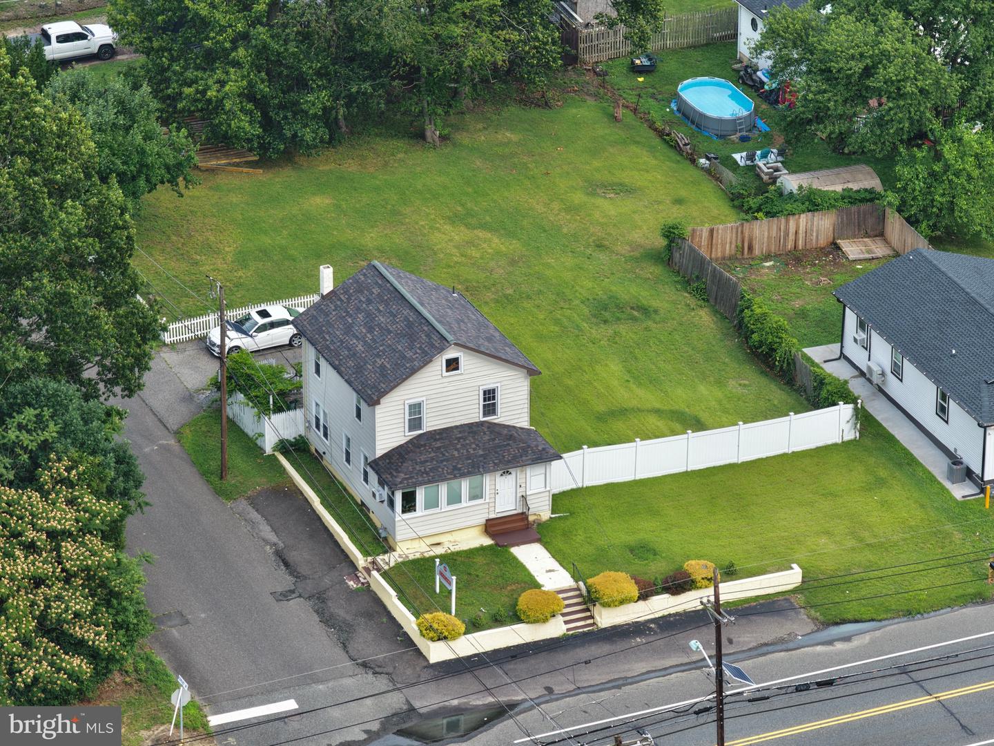 1509 Hurffville Rd Property Photo 9