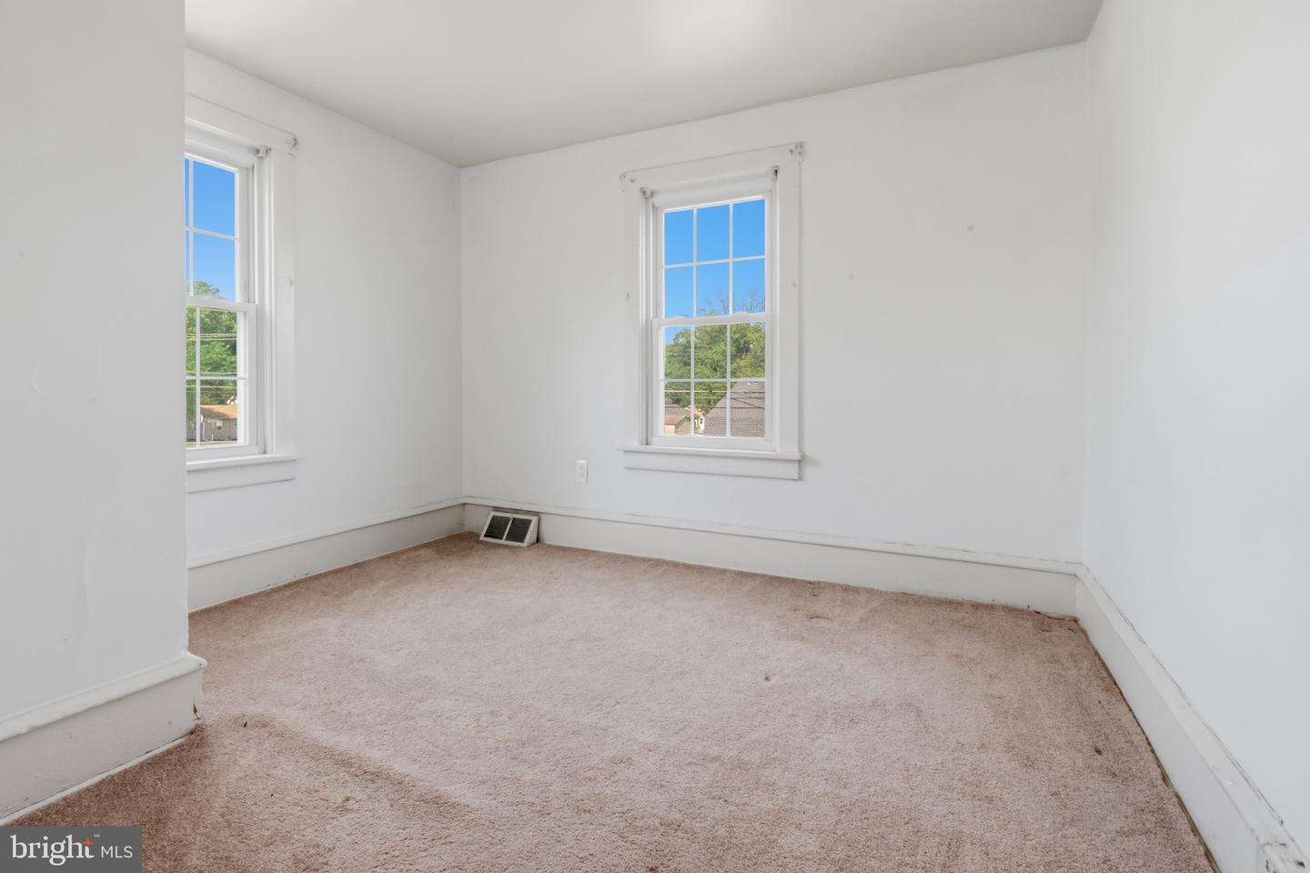1509 Hurffville Rd Property Photo 19