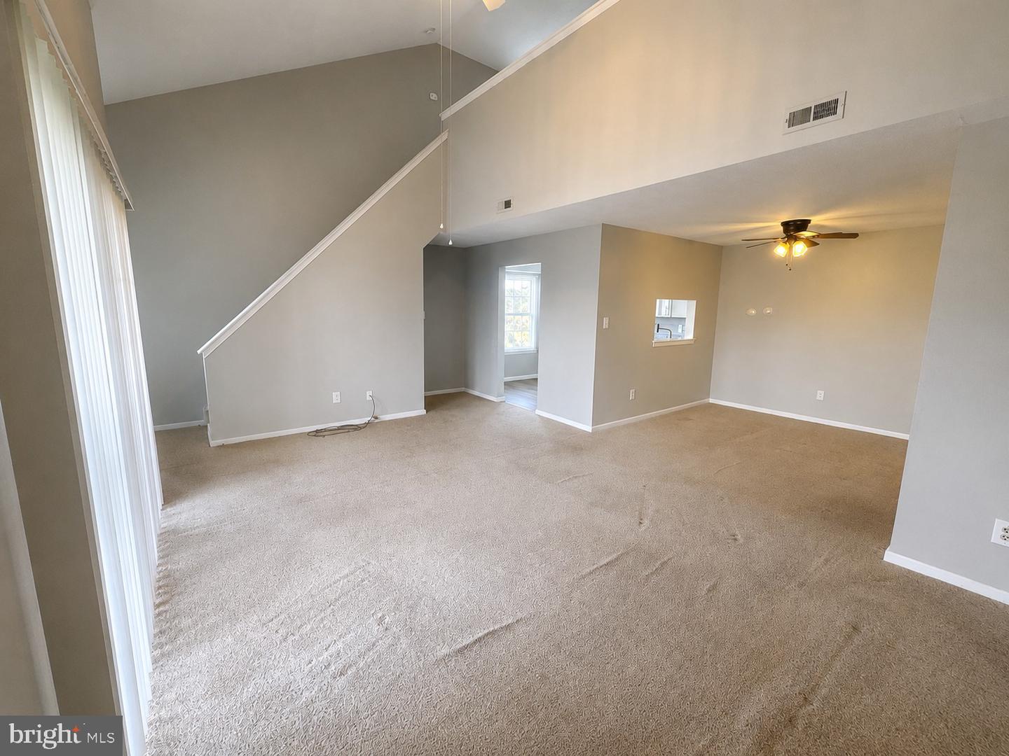 2502 Thistledown Ct Property Photo 4