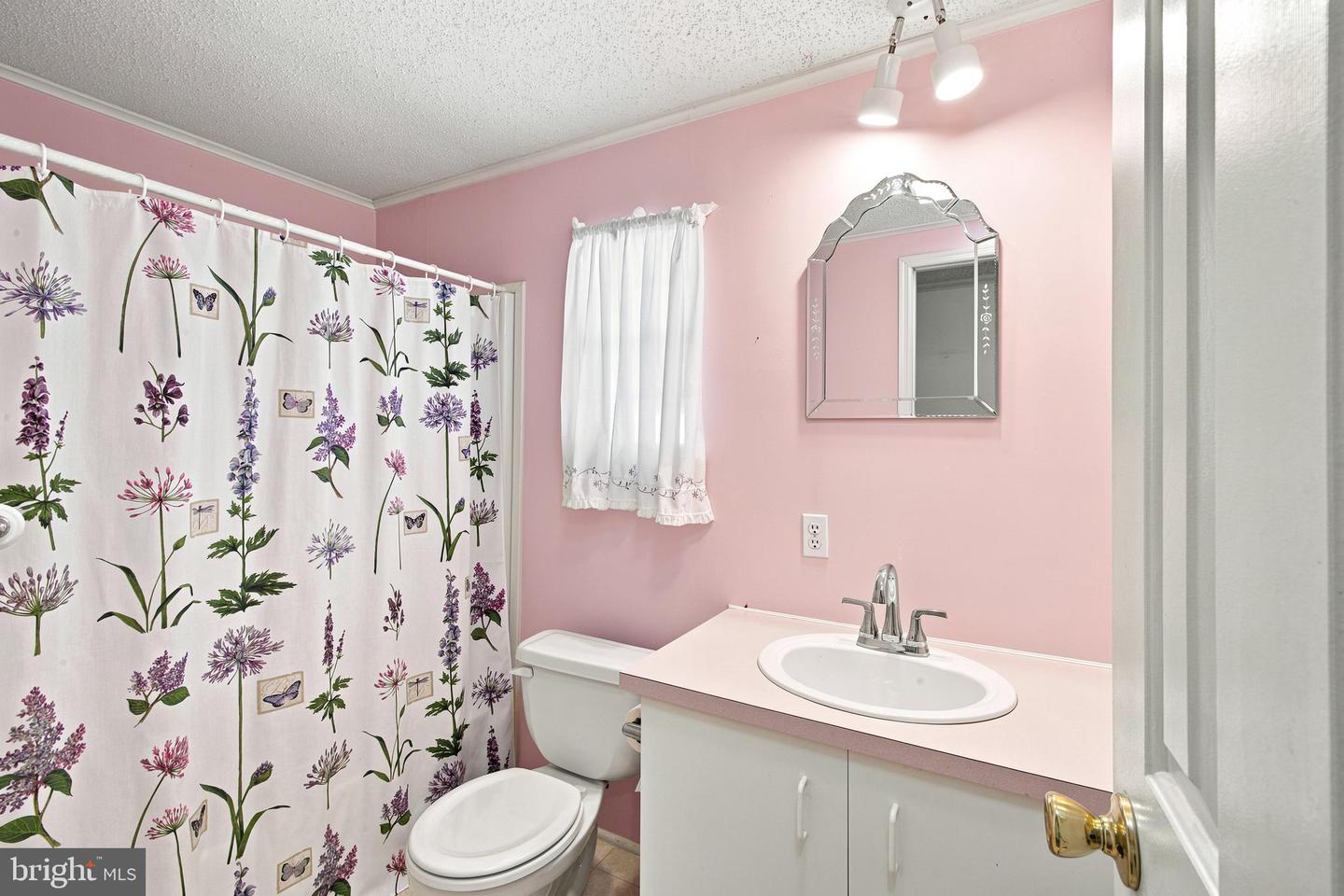 209 Sunnyside Ln Property Photo 9