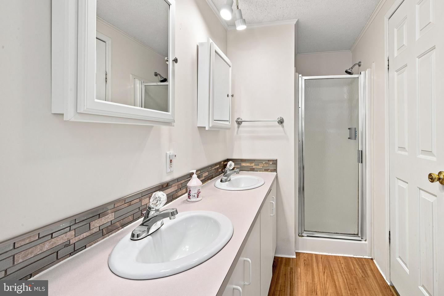 209 Sunnyside Ln Property Photo 10