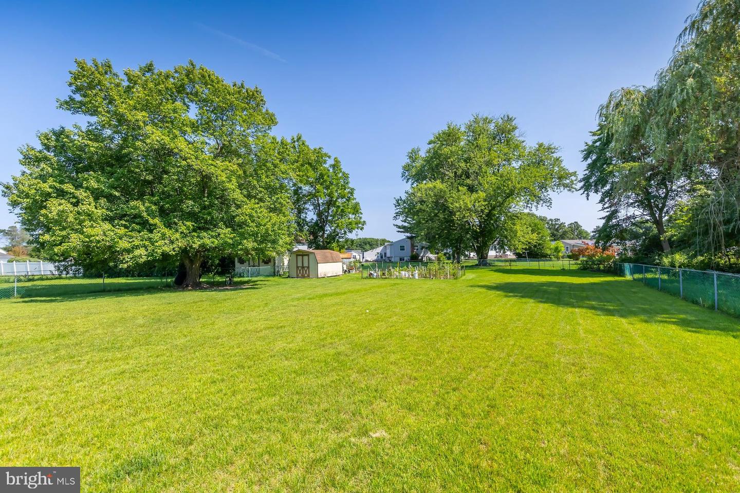 747 Willow Dr Property Photo 22
