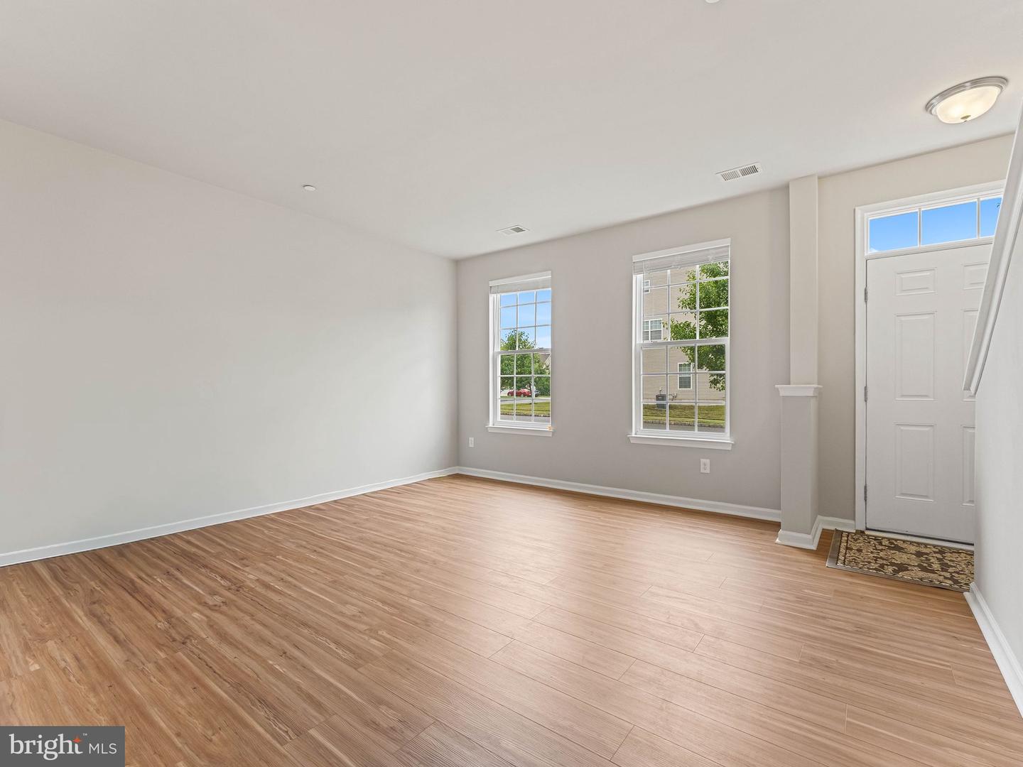 1126 Munyon Dr Property Photo 5