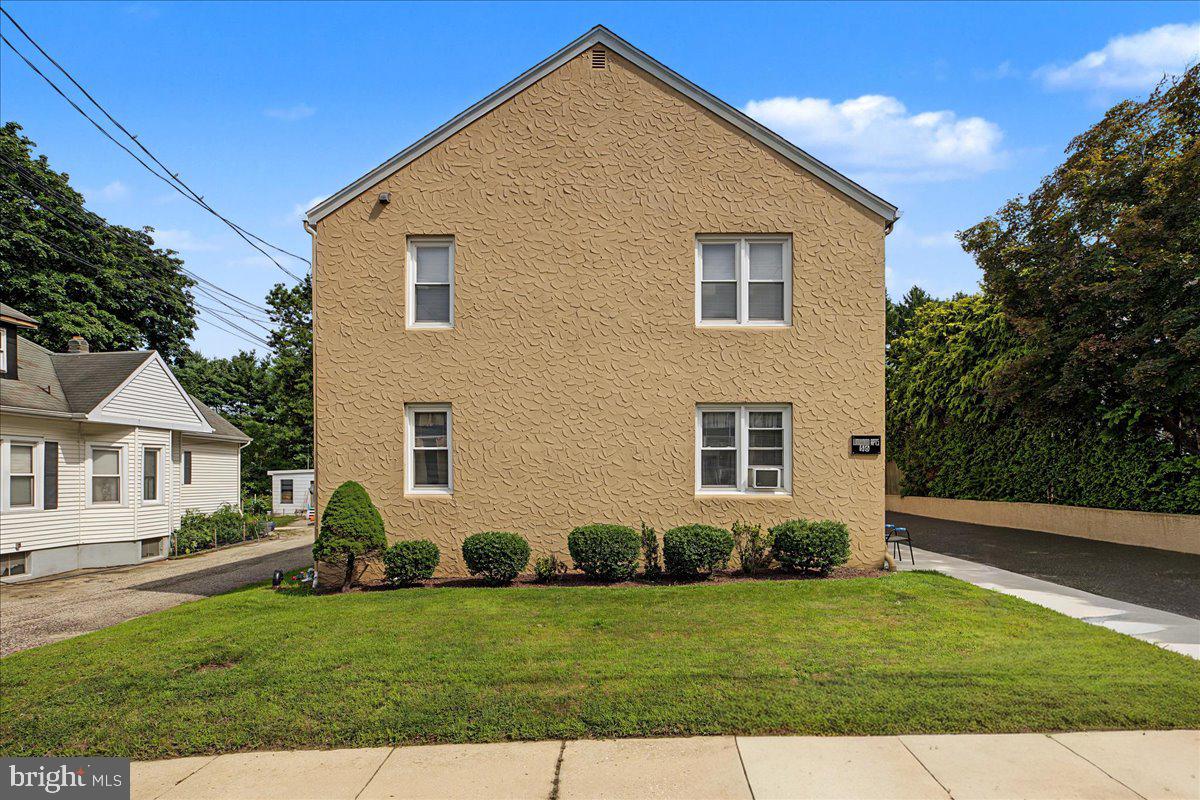 56 Linwood Ave Property Photo 1