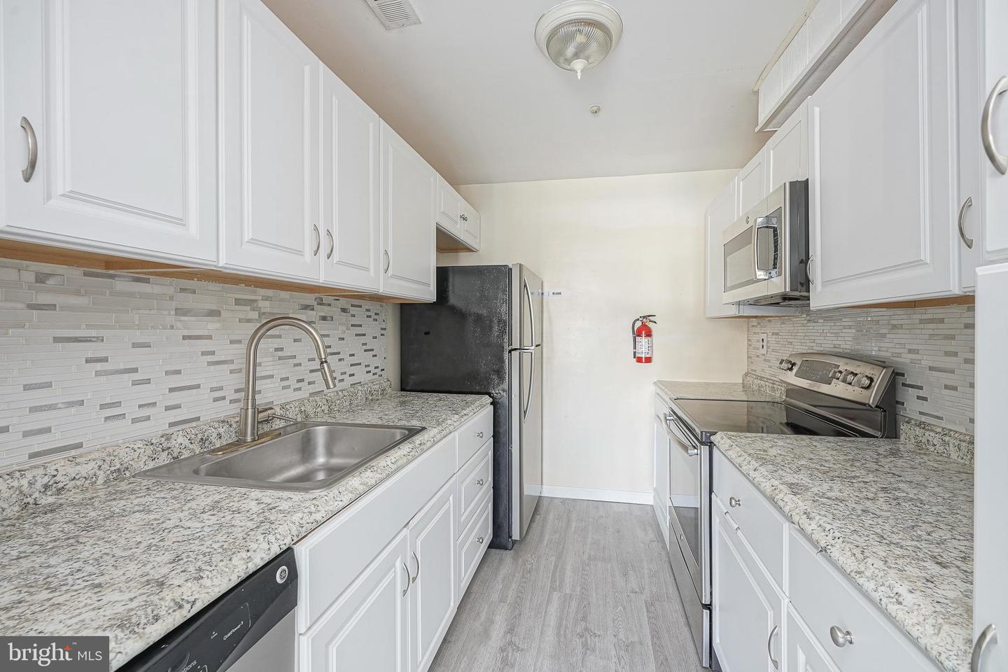 28 Birchwood Ct Property Photo 3
