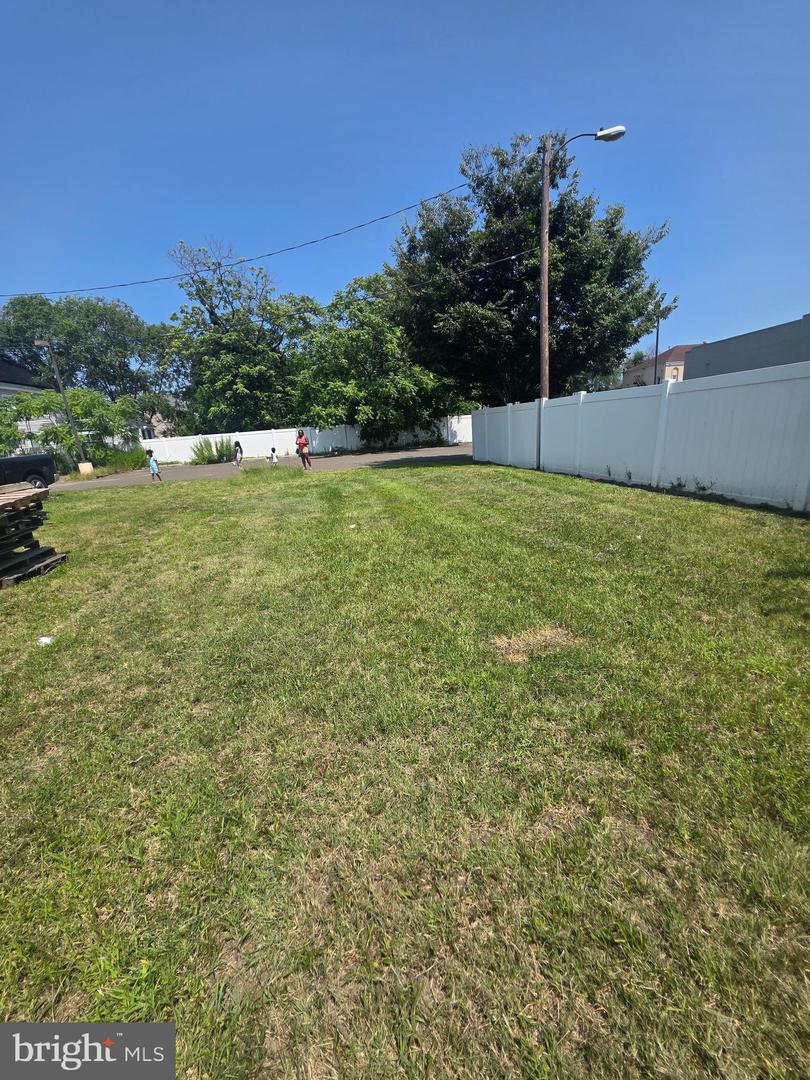 1311 N Delaware St Property Photo 6